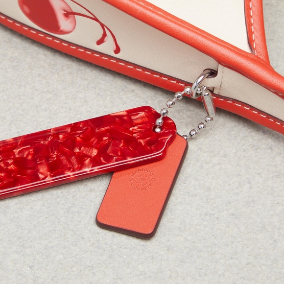 New coach Ergo Bag In Coachtopia Leather With Cherry Print - Picture 8 of 9